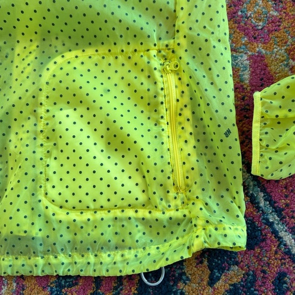 🔥Nike | Women’s lemon yellow translucent zip front running jacket black dots, S - Picture 14 of 14